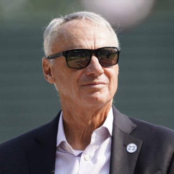 MLB’s first offer to union includes initial look at details of hard salary cap – The New York Times
