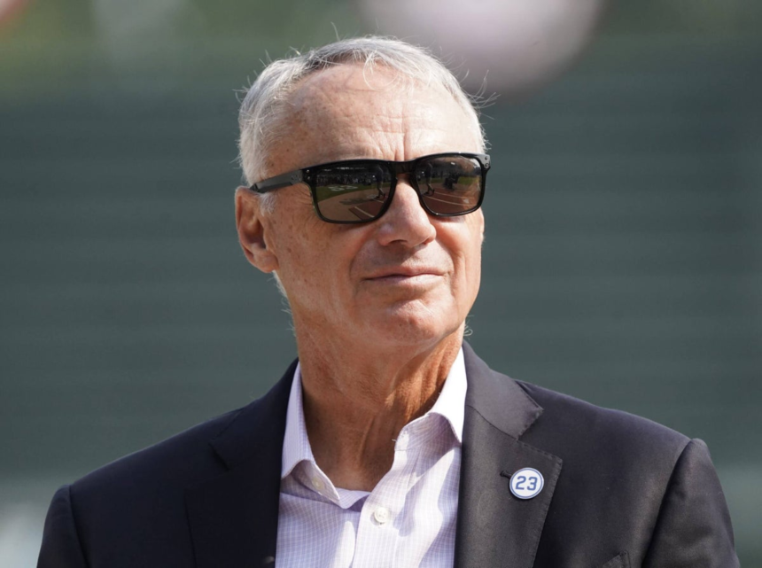 wp-header-logo-1002.png MLB’s first offer to union includes initial look at details of hard salary cap – The New York Times