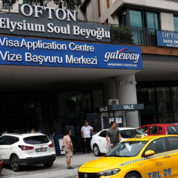 wp-header-logo-1032.png Blackstone’s VFS banks mega profits on African, Asian visa applicants – Semafor