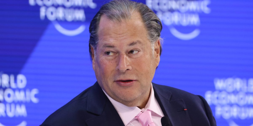 Salesforce CEO Marc Benioff says AI won't kill entry-level jobs. He’s hiring 1,000 new grads to prove it – Fortune