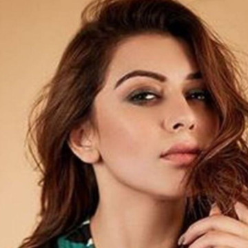 Hansika Motwani Latest News, Updates in Hindi | हंसिका मोटवानी के समाचार और अपडेट – AajTak