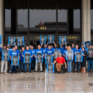 wp-header-logo-1177.png Community Protests Discriminatory Treatment of IAM Local 4538 Members at Apple's Towson Store – IAM Union