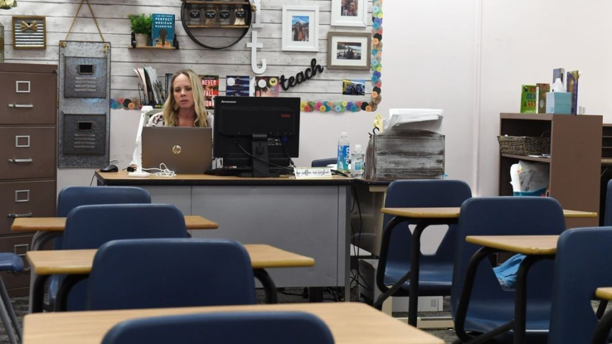 wp-header-logo-1306.png Few teachers getting official guidance on how to use AI in the classroom – National Desk