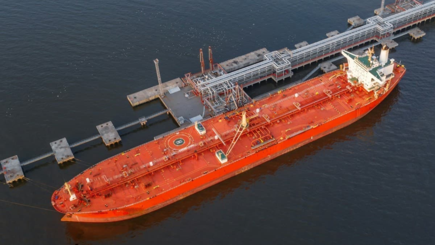 Two Russian Urals Tankers Divert 1.4 Million Barrels to Indian Ports – Crude Oil Prices Today | OilPrice.com