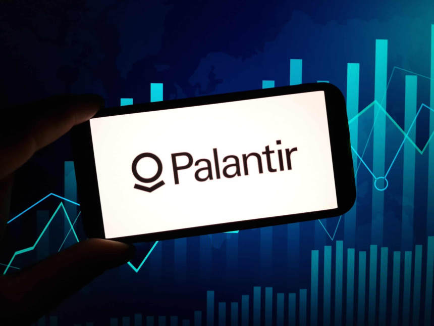 wp-header-logo-1415.png Palantir Soars 10% as Dell Earnings Beat Validates Their AI Factory Partnership, Snowflake Lifts Software Rally – 24/7 Wall St.