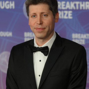 wp-header-logo-1635.png OpenAI CEO Sam Altman "deeply sorry" for failing to alert law enforcement to Canada school shooter's ChatGPT account – CBS News