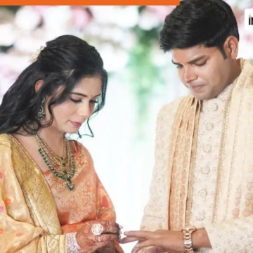 wp-header-logo-1798.png This IAS officer took UPSC exam in Hindi medium, later fell in love at Maha Kumbh, her life partner is also a – India.Com