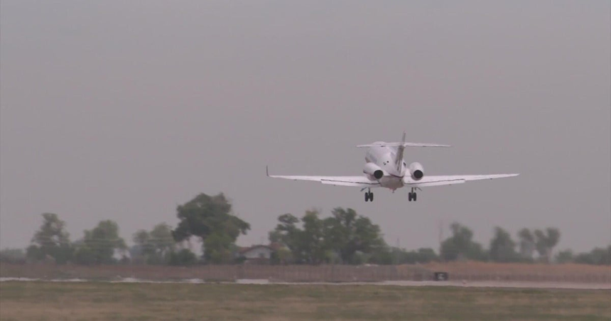 Congress looks to help fund new control tower at growing Greeley-Weld County Airport – CBS News