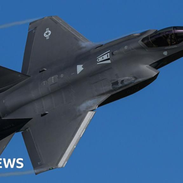 wp-header-logo-193.png US launches new strikes on Iran, targeting missile sites and boats – BBC