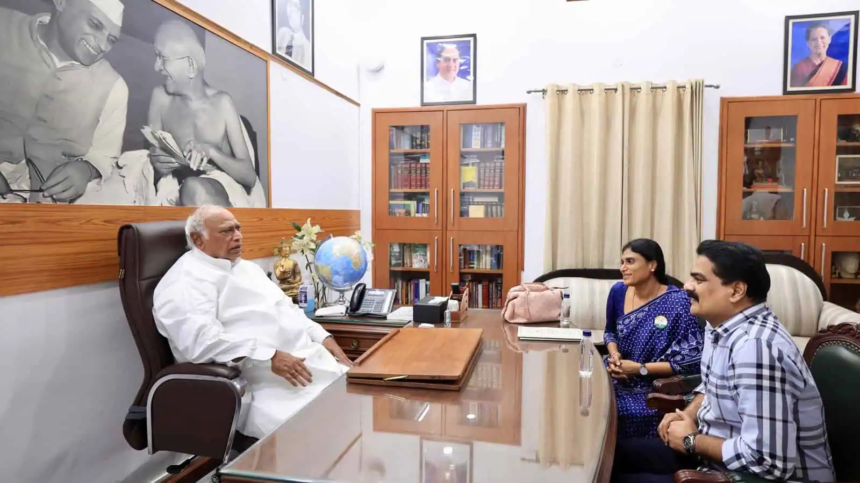 wp-header-logo-2055.png Sharmila In Delhi, Lobbying For MP Seat? – Gulte