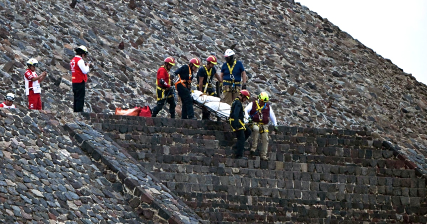 wp-header-logo-2106.png Gunman at Mexico's Teotihuacán pyramids kills Canadian woman, injures others – NBC News