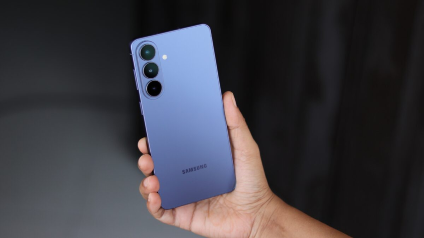 Samsung Galaxy S26's April 2026 update goes international – SamMobile