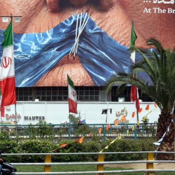 wp-header-logo-2244.png Live Updates: Trump decision yet to come on Iran deal as Hegseth talks negotiations – CBS News
