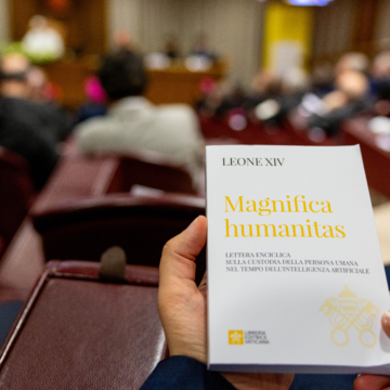 When to say ‘no’ to AI in the classroom and at home: A key warning of Magnifica Humanitas – EWTN News