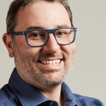 wp-header-logo-2479.png I worked with Steve Jobs at Apple, where every OS update killed startups. AI founders are about to face the same thing – Fortune