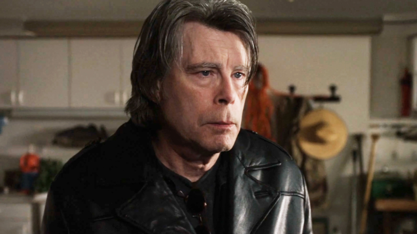 Stephen King Has Given Netflix's Latest Sci-Fi Series A Glowing Review – SlashFilm