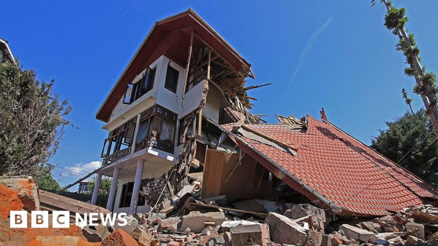 Pahalgam attack: India hunts suspects days after Kashmir killings – BBC