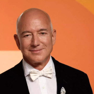 'Amazon would collapse if run like New York City': Jeff Bezos takes swipe at Mamdani