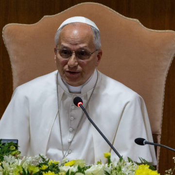 Pope Leo unveils his encyclical: AI has ‘even greater consequences’ than Industrial Revolution – EWTN News