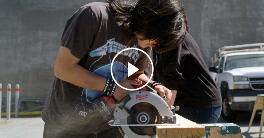 Video: Can California Convince Teens to Work in Construction? – The New York Times