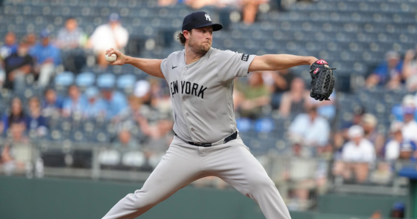 Cole fans 10 as Yankees blank KC 7-0 for their 14th straight win over Royals – CBS News