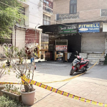 He went out for a snack with friends. Six hours later, Delhi teen shot in Amar Colony – The Indian Express