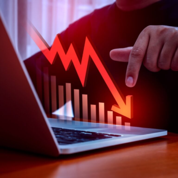 wp-header-logo-614.png Nasdaq 100 Eases From Records As Software Stocks Plunge – Avis Budget Gr (NASDAQ:CAR), Salesforce (NYSE:C – Benzinga