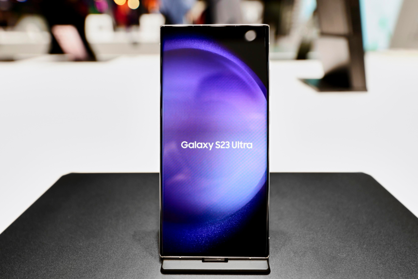 Apple Quietly Ditches Premium Samsung Phones From iPhone 17 Trade-In – Forbes