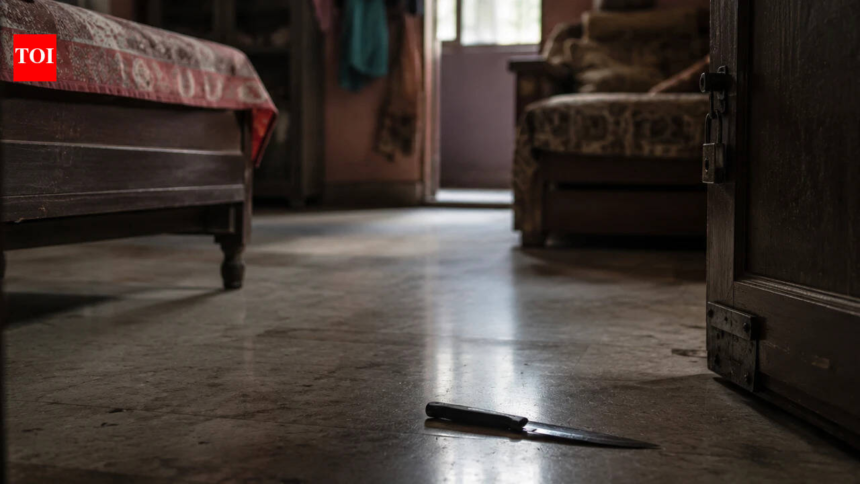 Delhi man arrested in Mumbai for stabbing wife to death over suspected affair – The Times of India