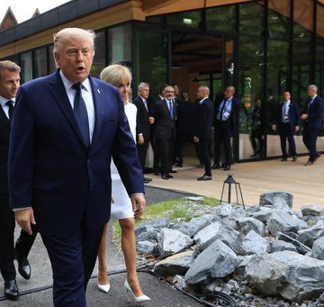 The Latest: US-Iran deal takes ‘immediate effect’ after both sides sign, Pakistan premier says – KOB.com