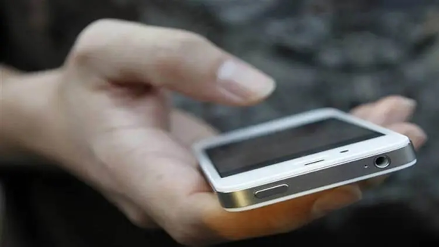 Over 83% factory-reset their phones before resale, yet data security concerns persist: Cashify survey – The Indian Express