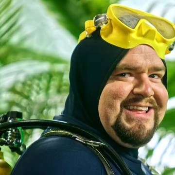 wp-header-logo-1353.png The director of all six Sharknado movies has a new film, and it's a Dave the Diver live-action short – PC Gamer