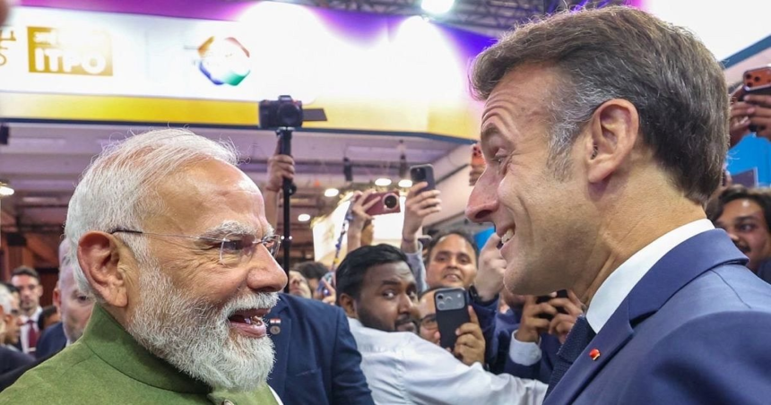 Priya mitra Narendra': French Prez's Hindi farewell message for Modi – Rediff