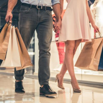 PVH Stock Tracks Key Trends in DTC, AI and Apparel Margins – Yahoo Finance UK