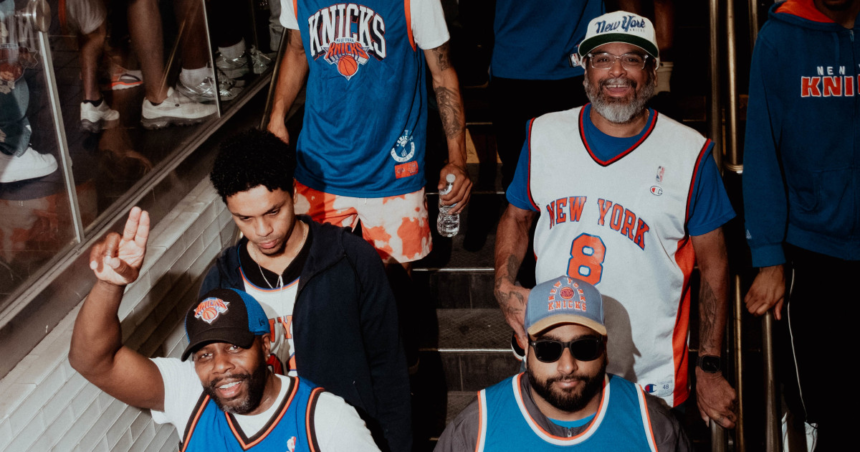 Knicks fans flood Manhattan for a joyous championship parade – NBC News