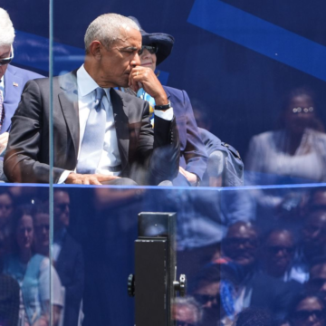 wp-header-logo-1863.png ‘She did me wrong’: Barack Obama gets emotional at Presidential Centre launch in US – The Indian Express