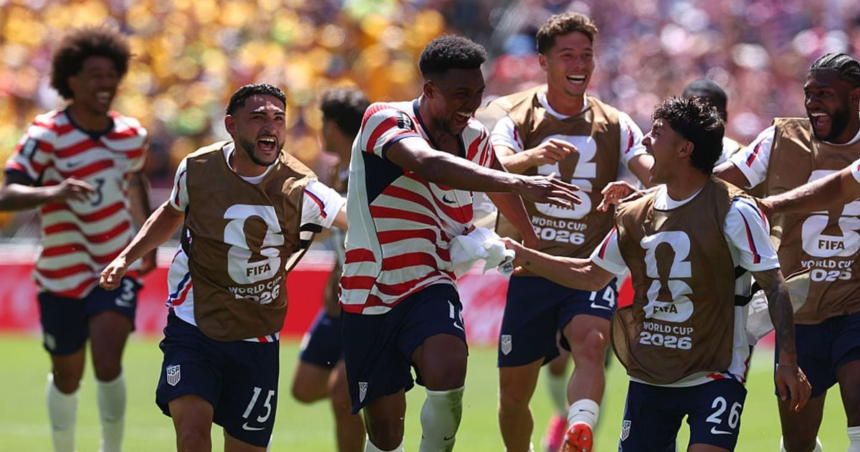 USMNT qualifies for 2026 World Cup knockout round with 2-0 win over Australia: Live updates and reaction – The New York Times