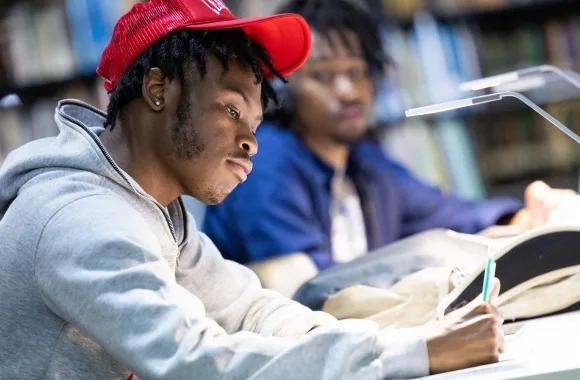 wp-header-logo-2014.png Yale English professors use printed readings to deter AI cheating – The College Fix