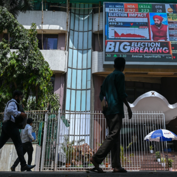 Indian IT stocks slump up to 7% as Accenture cuts revenue outlook, fueling fresh concerns over sector growth – CNBC