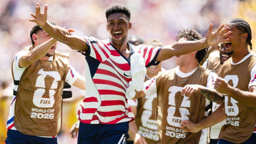 USMNT sees off Australia to advance to World Cup knockout stage – ESPN