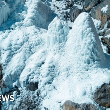 The artificial ice pyramids saving India's mountain villages – BBC