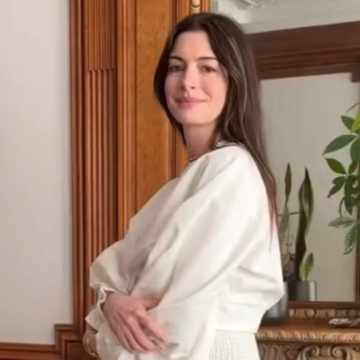 wp-header-logo-2162.png Anne Hathaway announces she is pregnant with her third child – NBC News