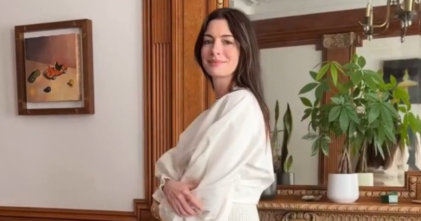 Anne Hathaway announces she is pregnant with her third child – NBC News