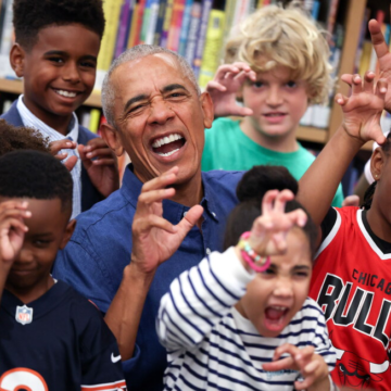 wp-header-logo-2192.png Barack and Michelle Obama surprise first visitors to newly opened presidential center – AP News