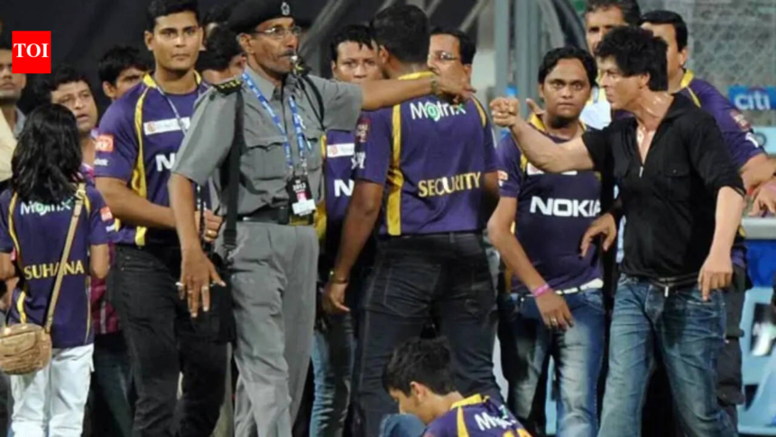 wp-header-logo-2288.png ‘Shah Rukh ne raada kar diya’: Former ACP says Shah Rukh Khan's explosive 2012 altercation at Wankhede wa – The Times of India