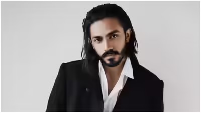 wp-header-logo-2301.png Breaking News: Aaishvary Thackeray Replaces Irrfan Khan’s Son In Hindi Remake Of Telugu Blockbuster – BollySpice.com