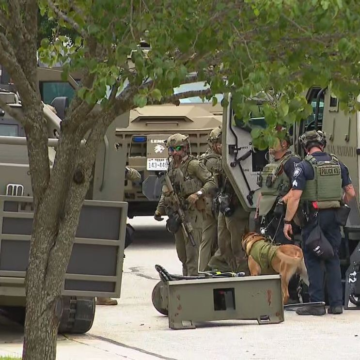 wp-header-logo-2450.png Officer wounded, one suspect and one victim dead after disturbance turned shootout ends – WOAI