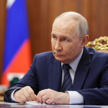 Why some Russians are breaking with Putin as Ukraine war drags on – Compass Points – PBS
