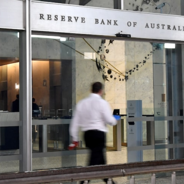 Breaking: Reserve Bank keeps interest rate at 4.35pc as economy slows – Australian Broadcasting Corporation
