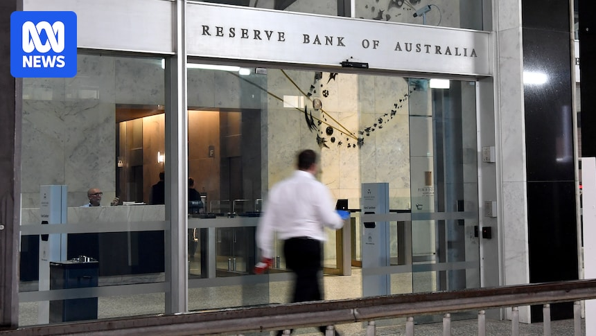 wp-header-logo-25.png Breaking: Reserve Bank keeps interest rate at 4.35pc as economy slows – Australian Broadcasting Corporation